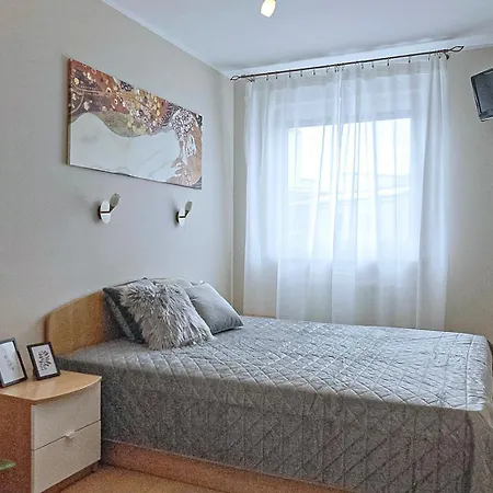 Apartment Citystay Reja Apartament Z Parkingiem